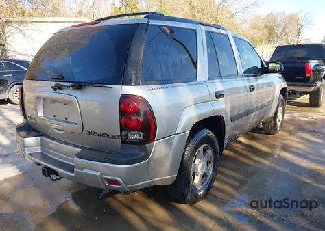2004 Chevrolet Trailblazer Ls из США, поврежденный, VIN 1GNDS13S942274359